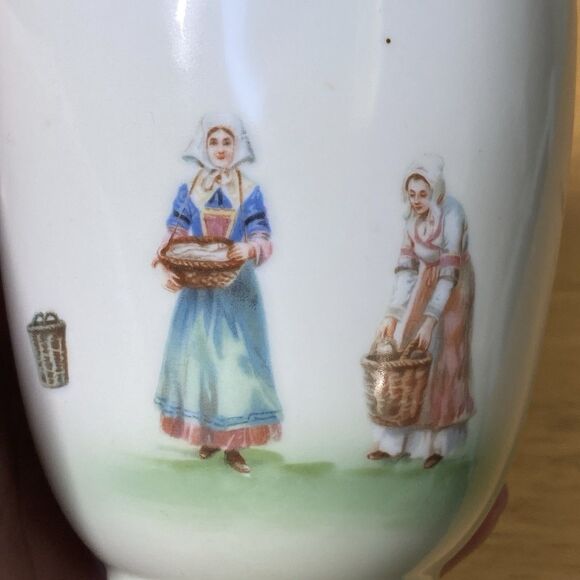 Royal Bayreuth Bavaria Porcelain Vase Featuring Hand Painted Village Life Motifs - Picture 6 of 12